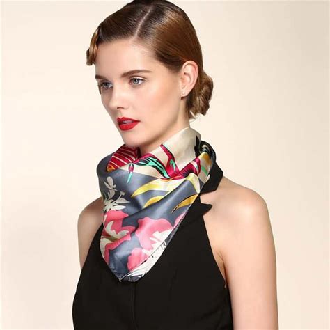 Designer Women's Scarves — Accessories .